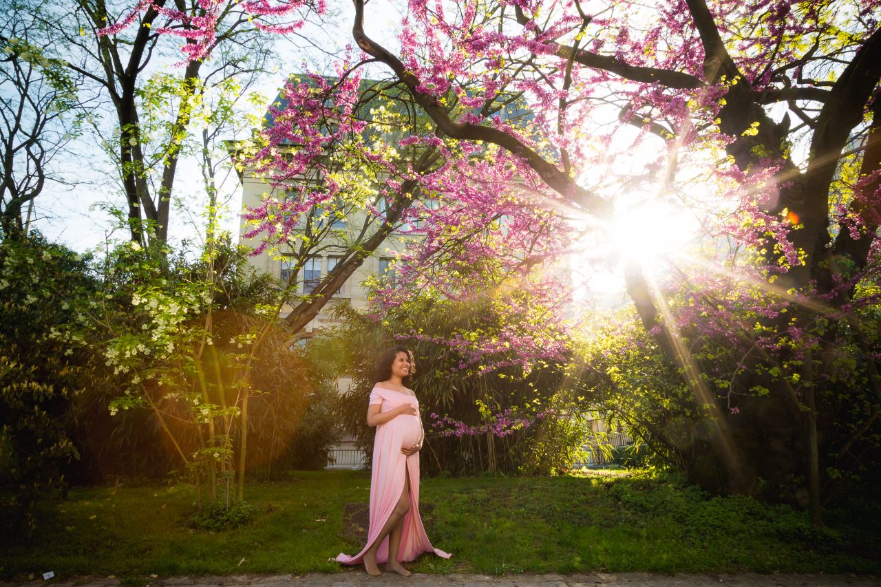 Photographe Famille Grossesse Saint-Maur-des-Fossés et Paris - Séance femme enceinte Jardin des Plantes
