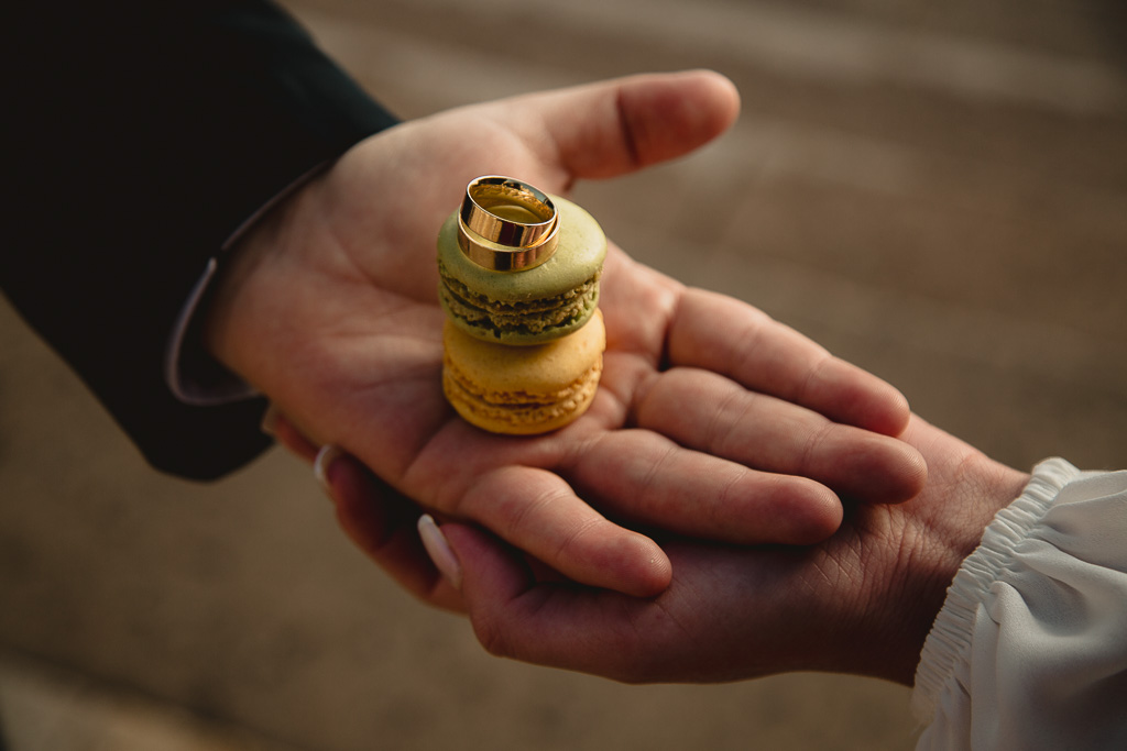 Elopement Wedding Photographer in Paris - Mariage Photographe Paris et International