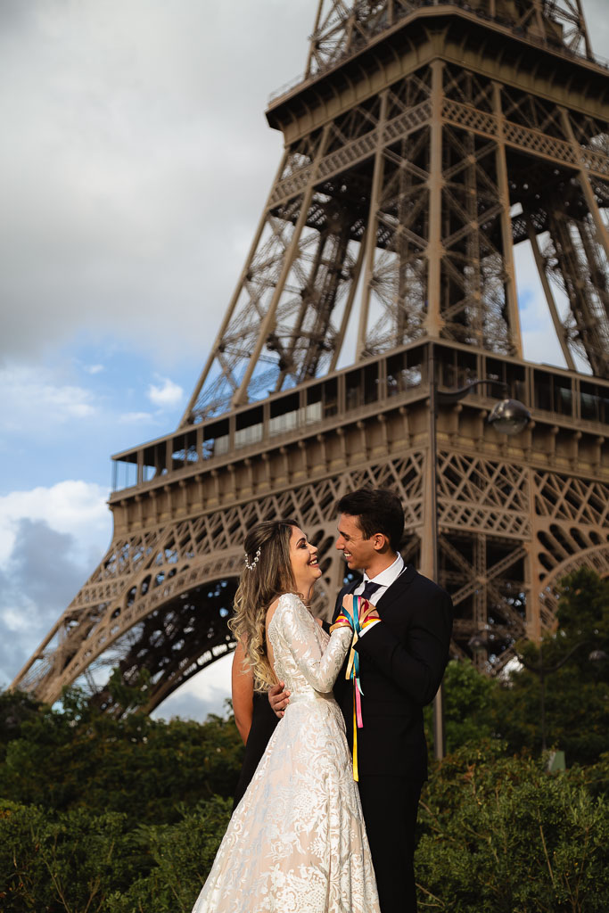 Elopement Wedding photographer - Casamento em Paris diante da Torre Eiffel