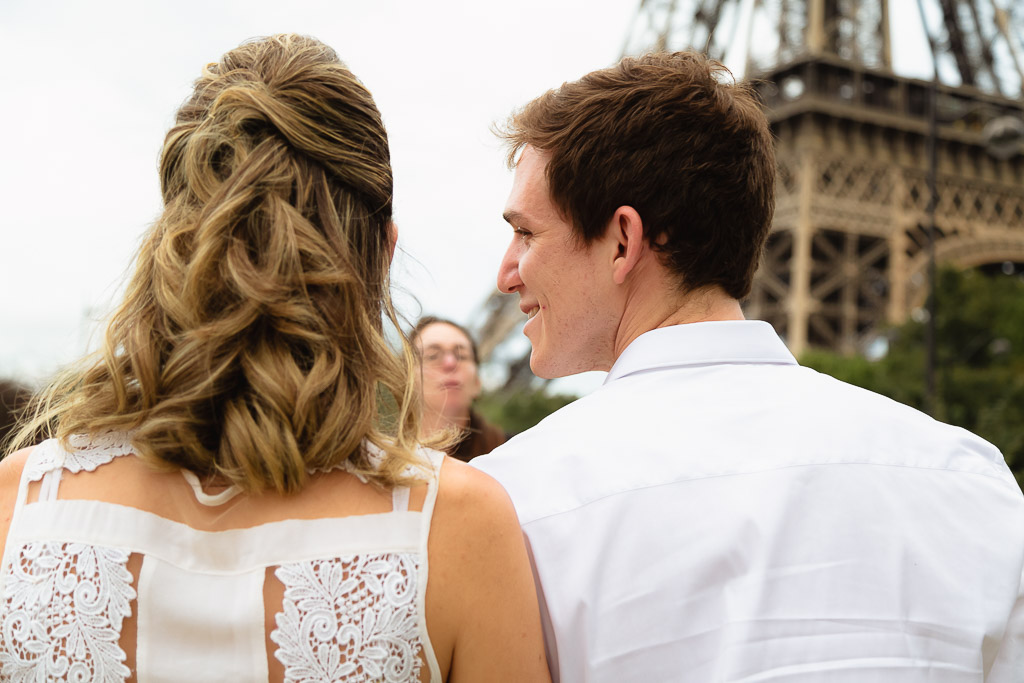 Elopement wedding photos in Paris