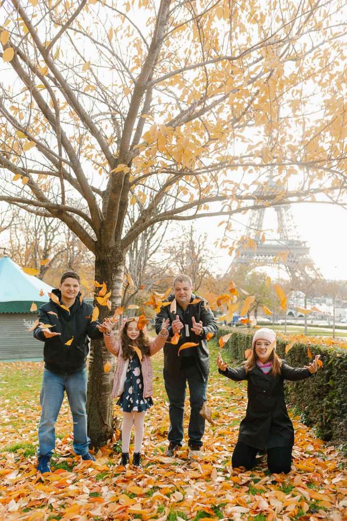 Séance photo d'automne à Paris - Photographe famille à Paris et dans le Val de Marne