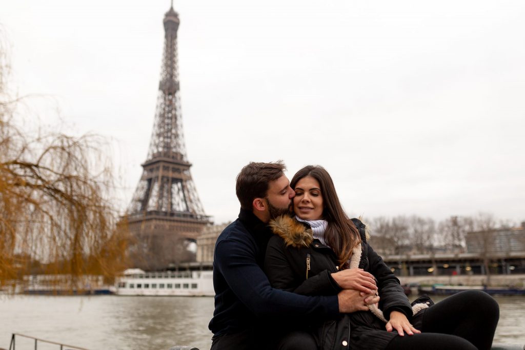 Shooting couple à Paris - Photographe Paris basée à Saint-Maur