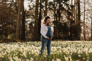 Photographe grossesse à Vincennes - Séance photo maternité femme enceinte